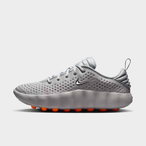 Nike Mind 002