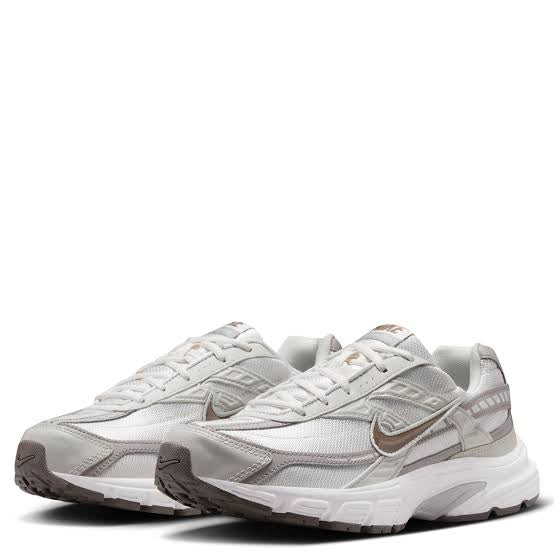 Nike Initiator