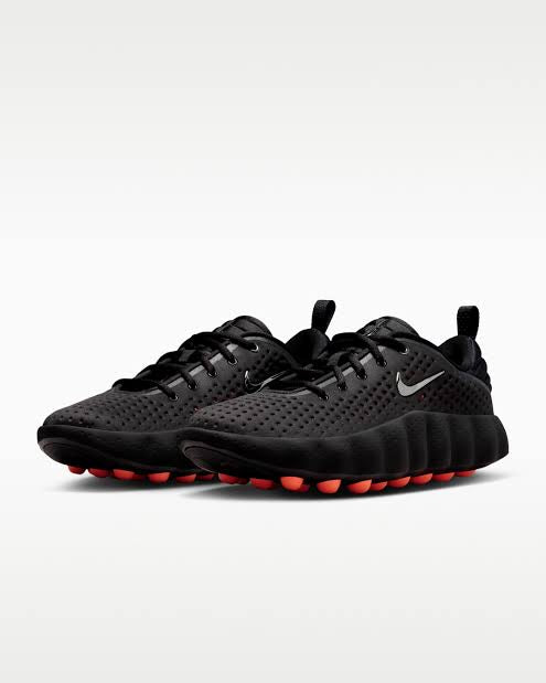 Nike Mind 002