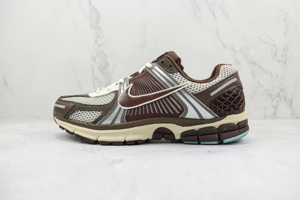 Nike Vomero 5