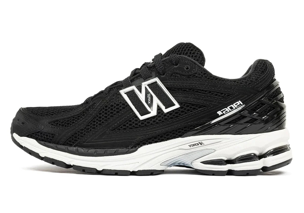 New Balance 1906R